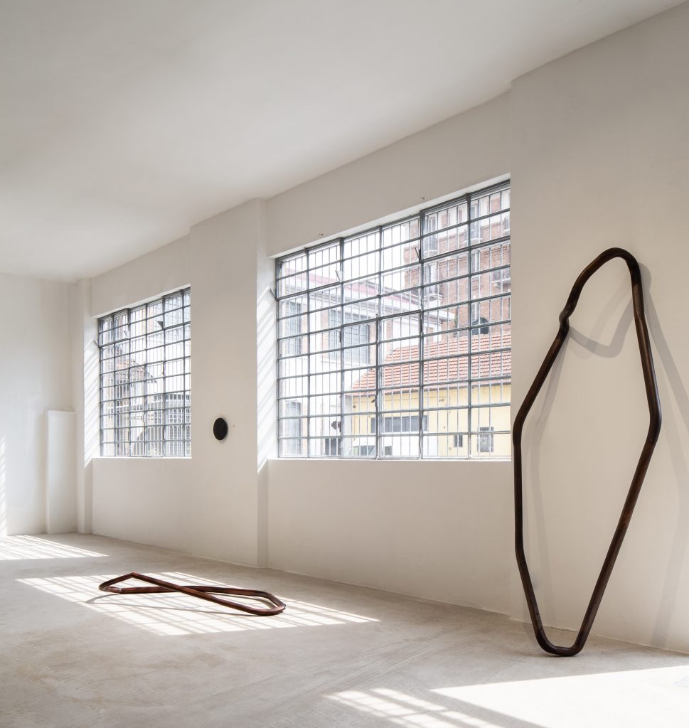 Noire Gallery - NOIRE Noire Gallery - NOIRE