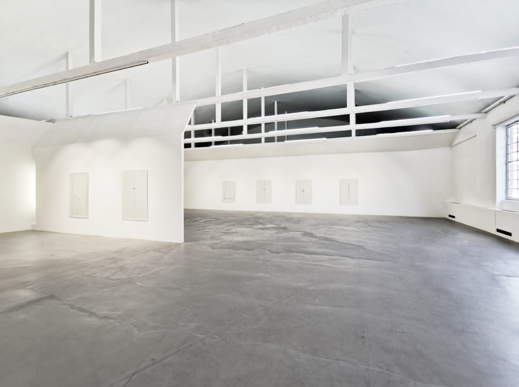 Noire Gallery - NOIRE Noire Gallery - NOIRE