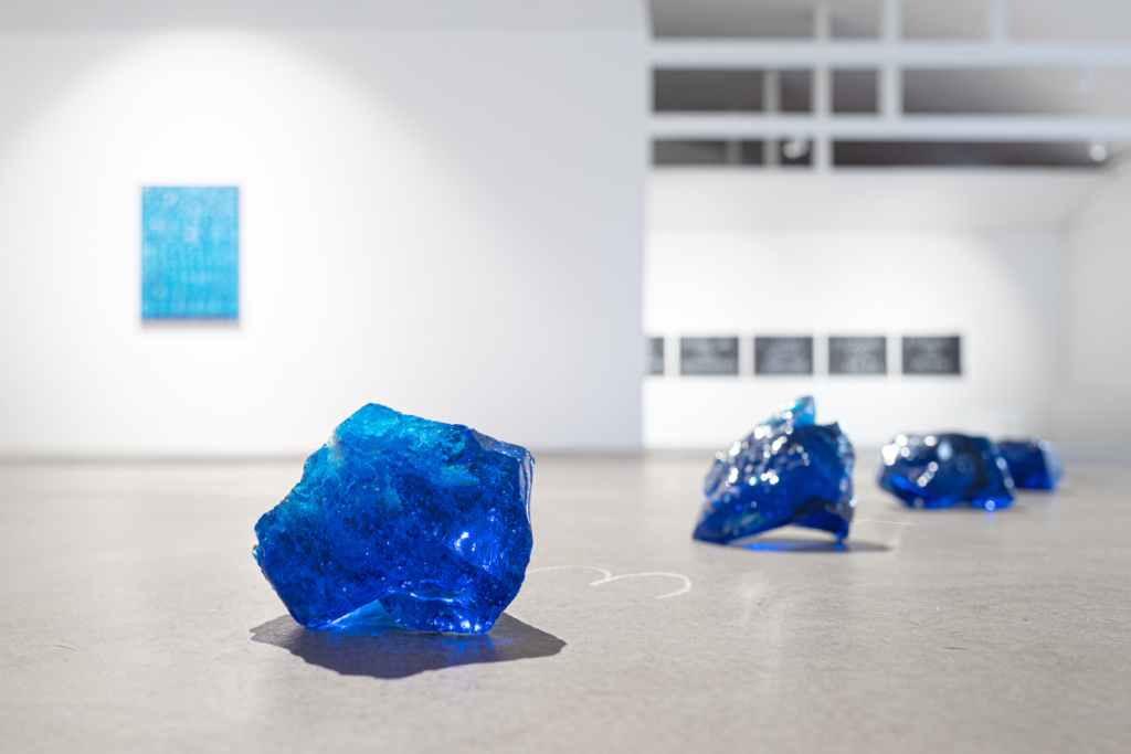 Noire Gallery - NOIRE Noire Gallery - NOIRE